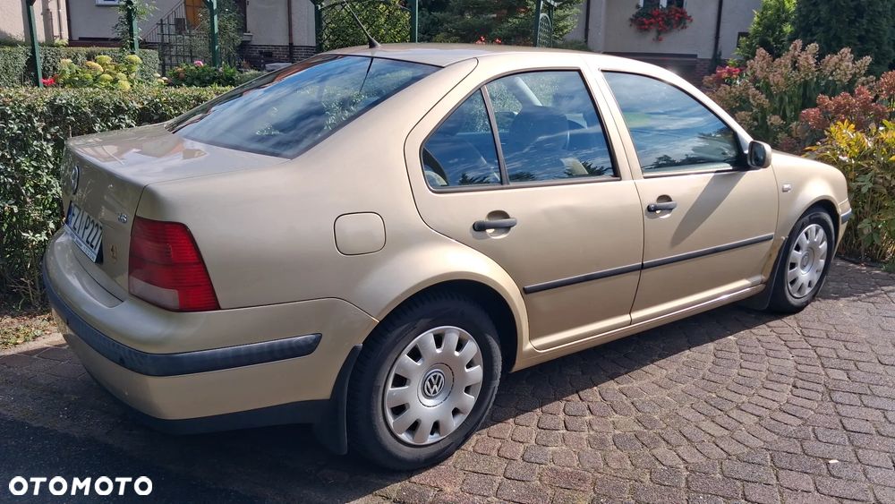 Volkswagen Bora - 3