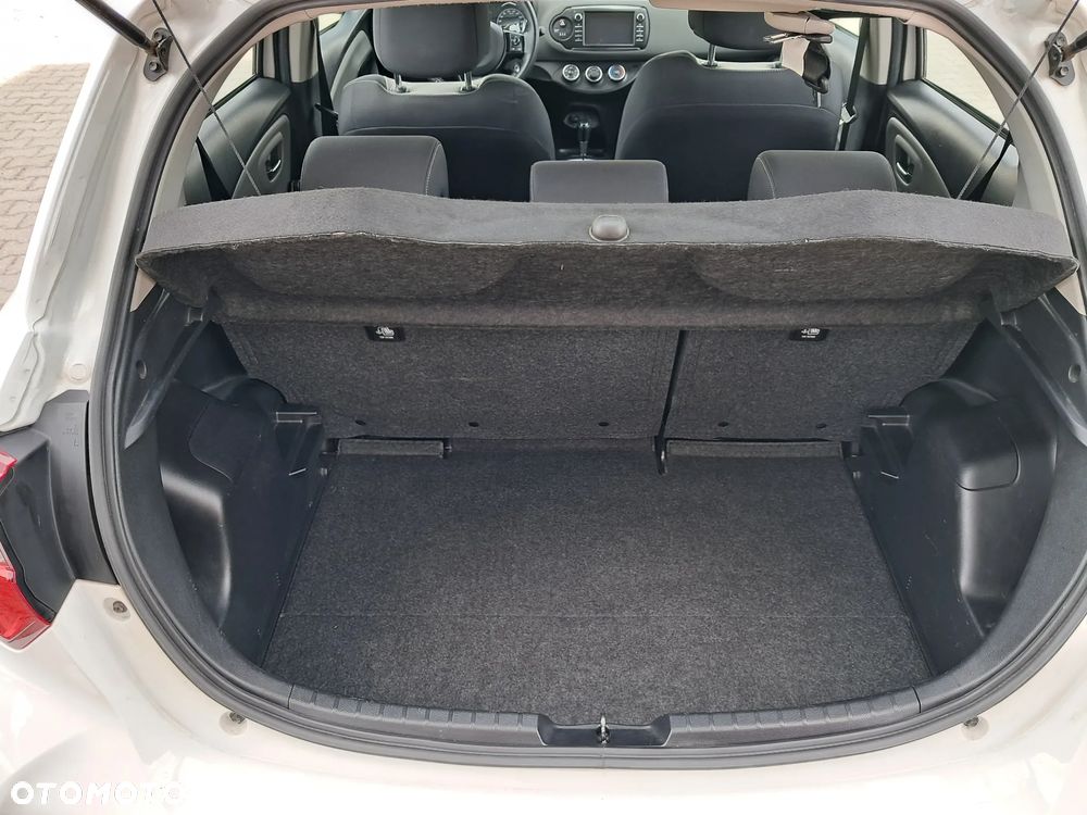 Toyota Yaris 1.5 Premium CVT - 10