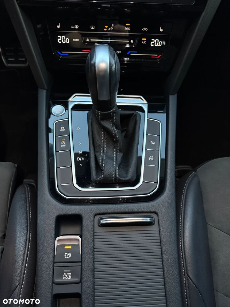 Volkswagen Arteon 2.0 TDI R-Line DSG - 19
