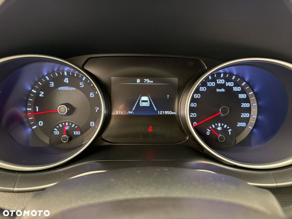 Kia Ceed - 16