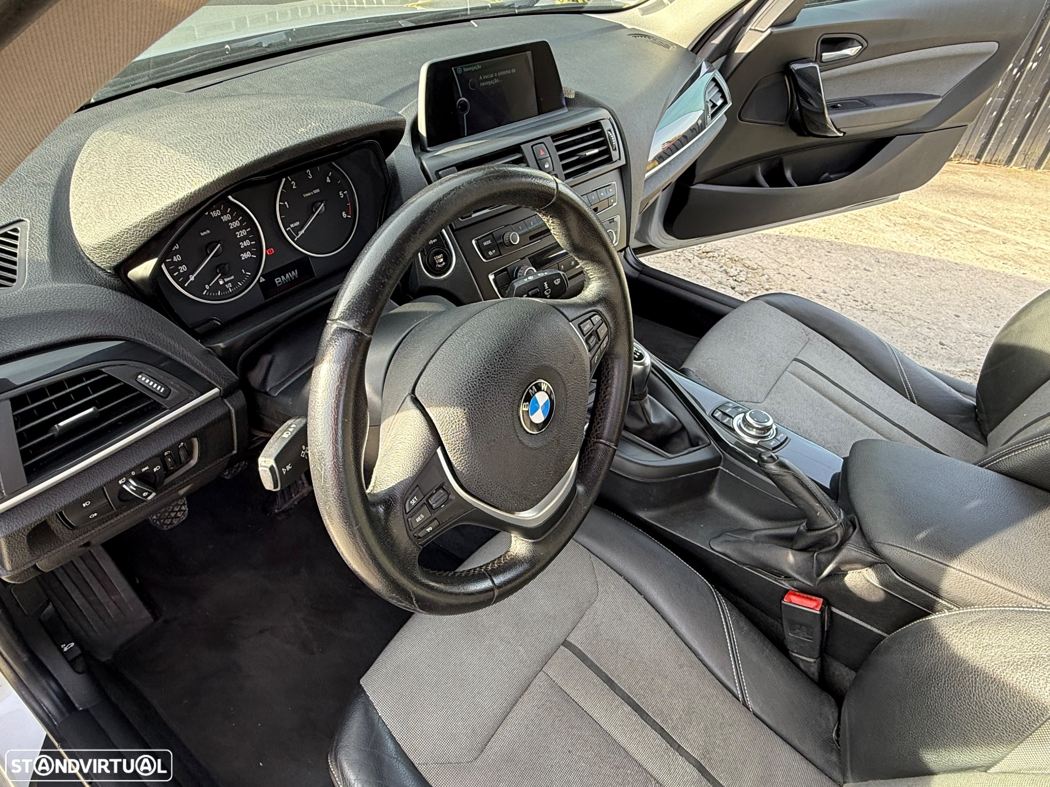 BMW 116 d Line Sport - 28