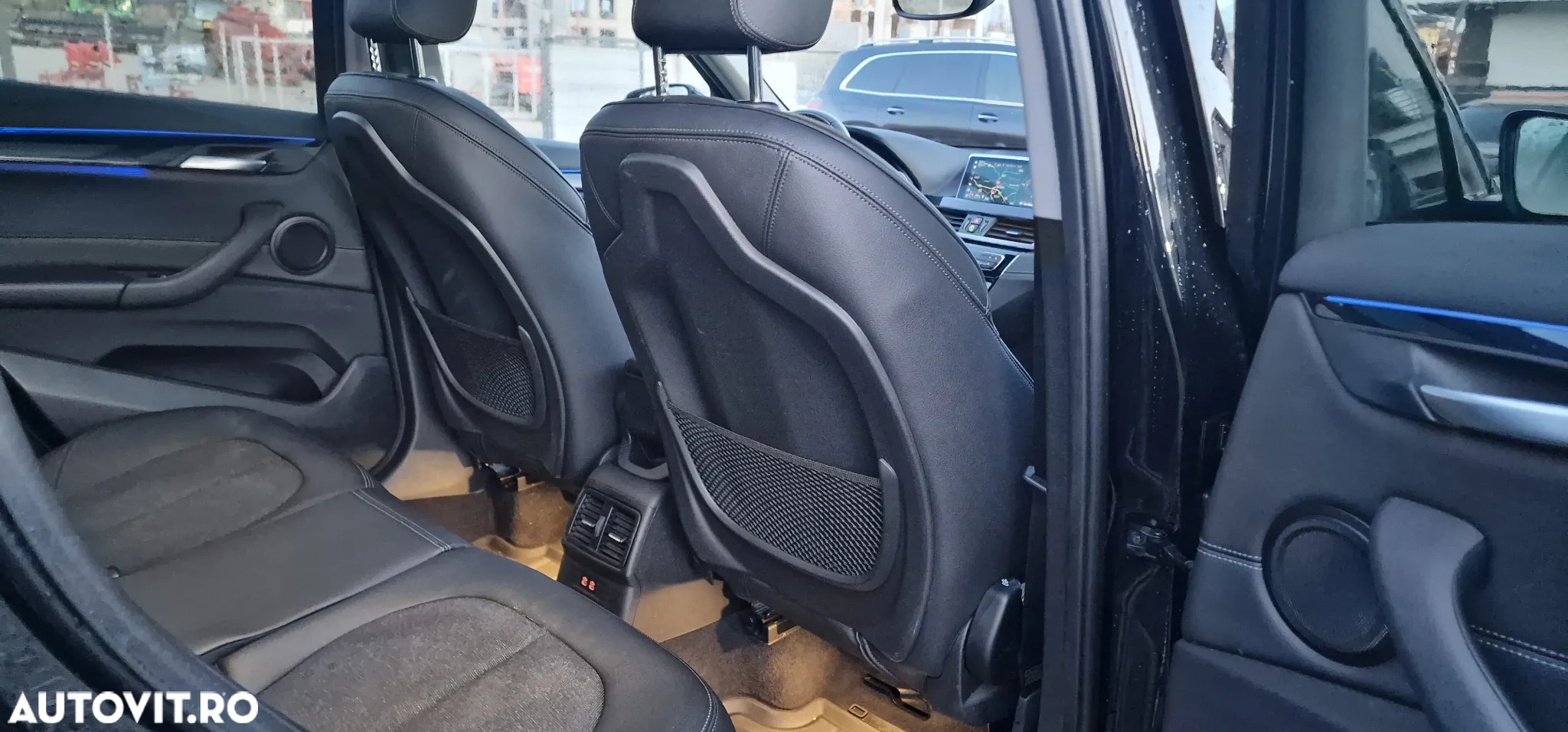 BMW X1 sDrive18d AT - 8