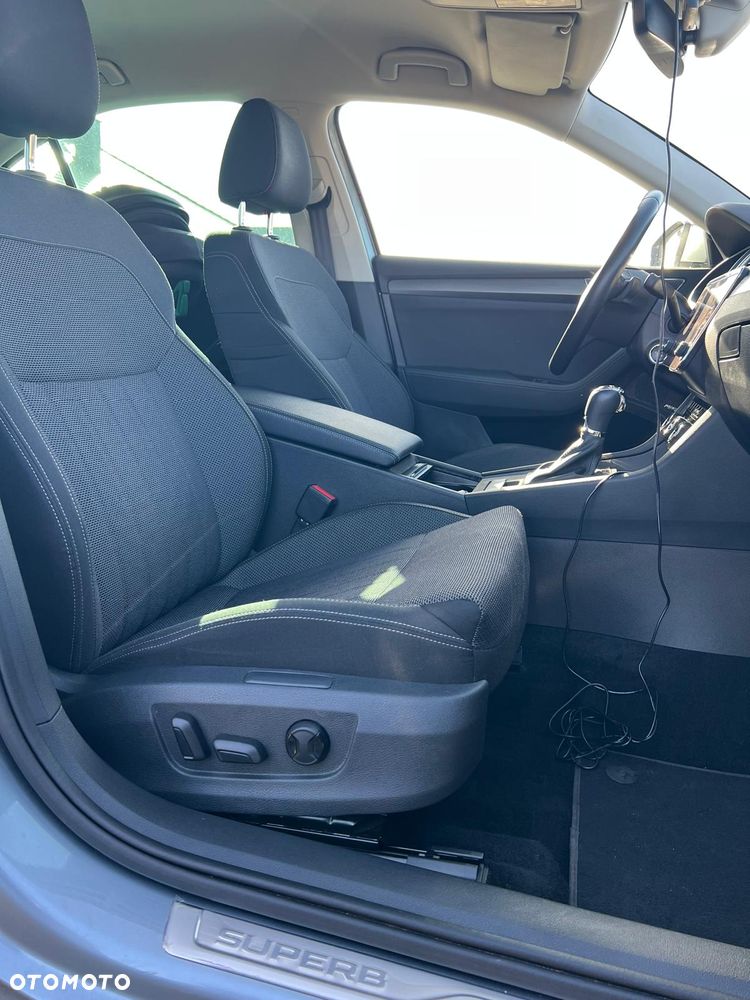 Skoda Superb 2.0 TDI 4x4 Style DSG - 23