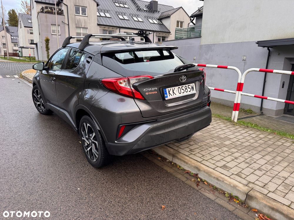 Toyota C-HR - 4