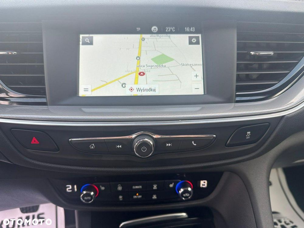 Opel Insignia - 16