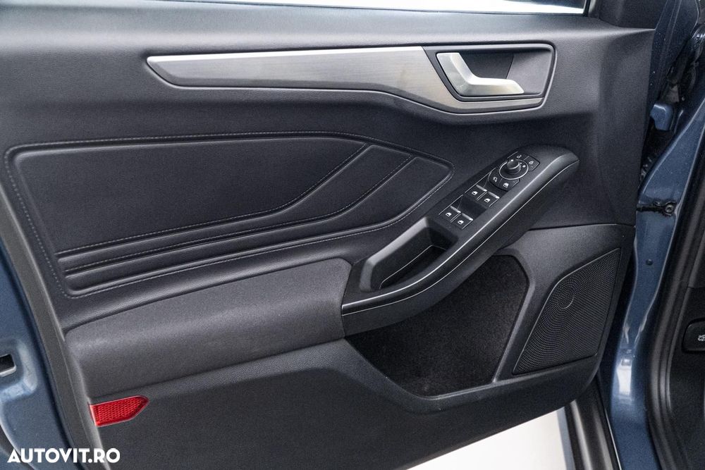 FORD Focus 2022 — imagine 33