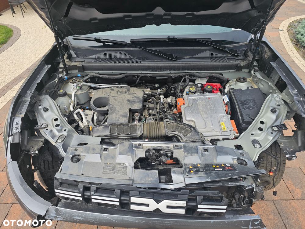Dacia Duster 1.6 Full Hybrid 140 Expression MMT - 8