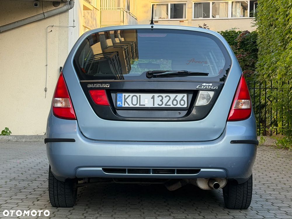 Suzuki Liana - 5