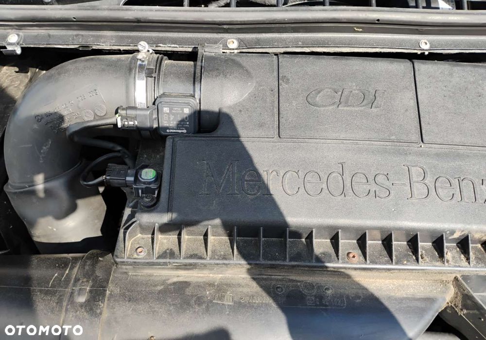 Mercedes-Benz VITO - 27