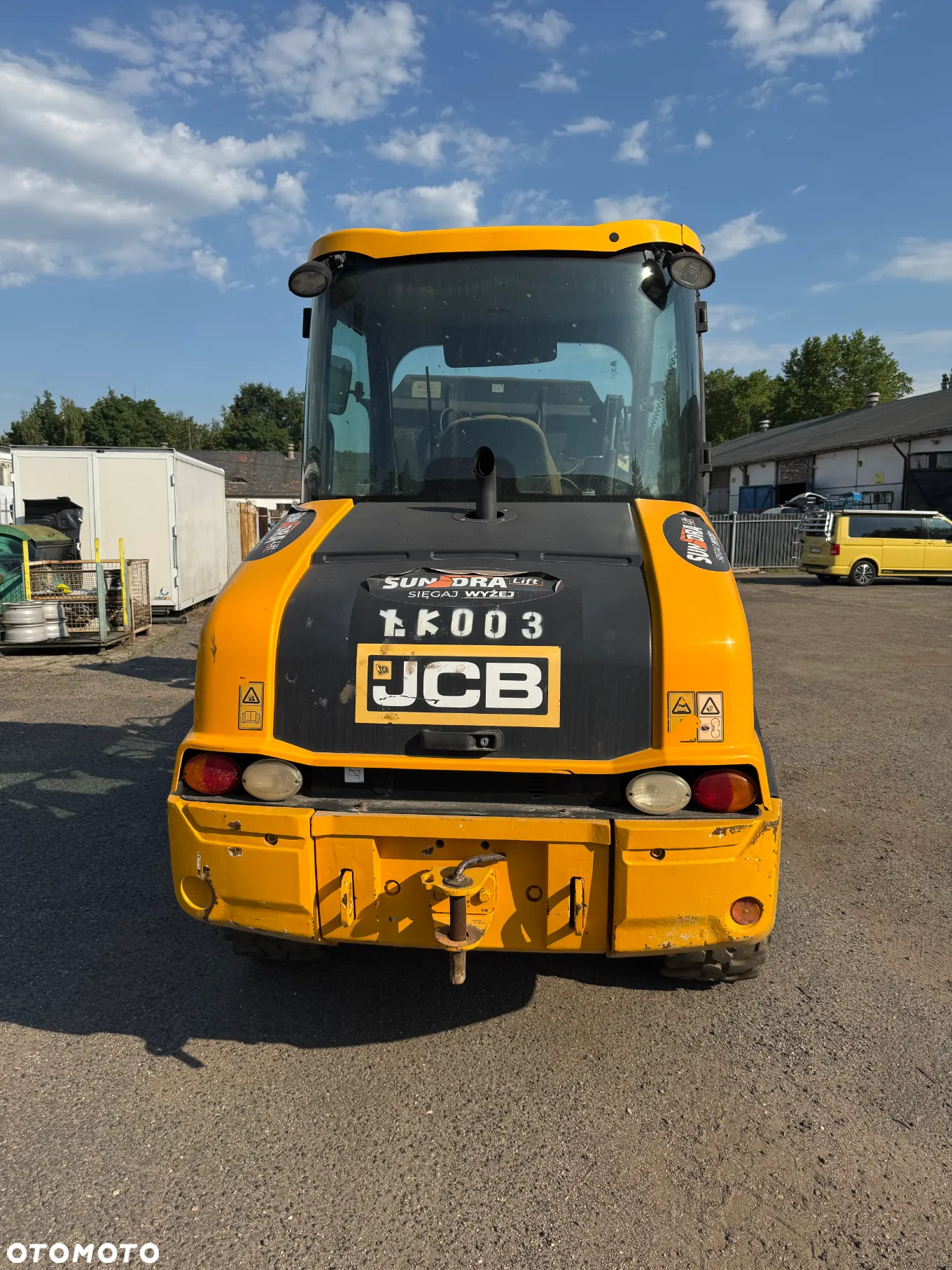 JCB 407 - 3