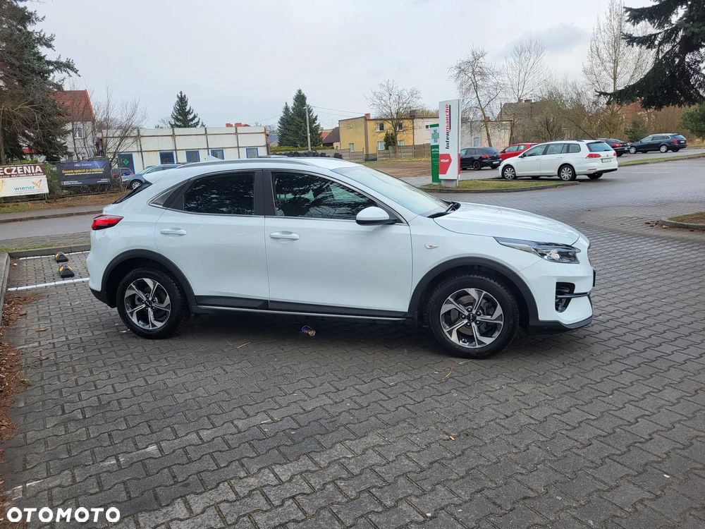 Kia XCeed 1.0 T-GDI M - 3