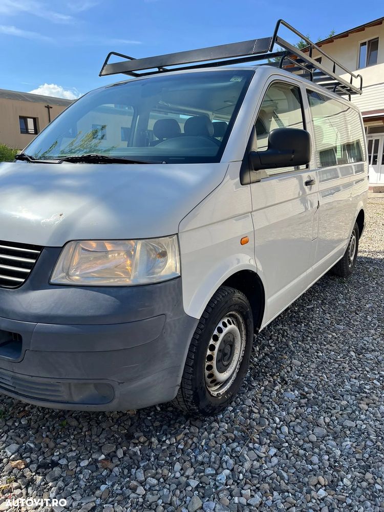 Volkswagen Transporter - 2