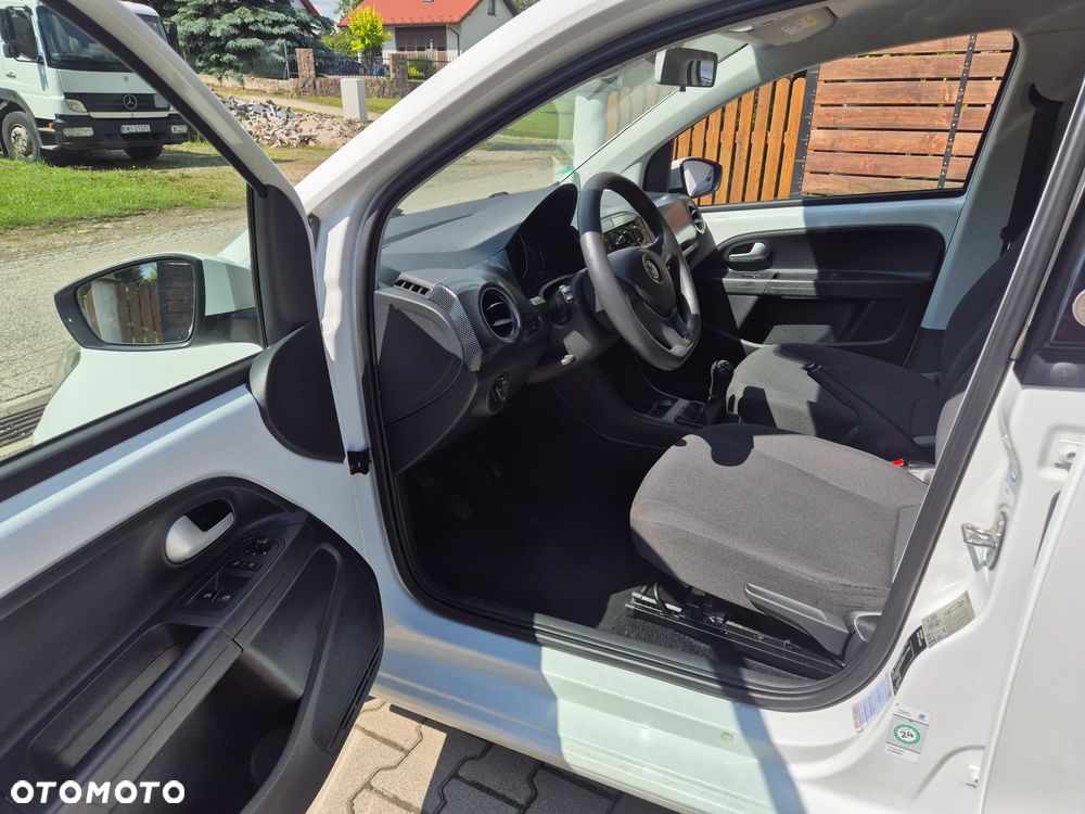 Volkswagen up! white style - 9