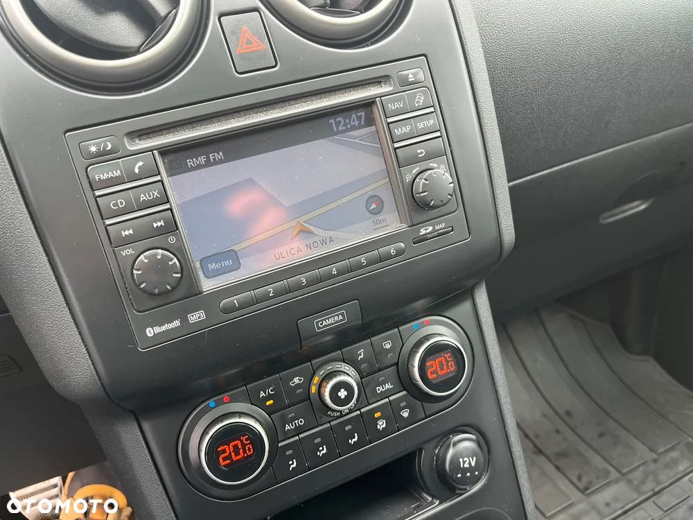 Nissan Qashqai 2.0 4 x 4 tekna - 14