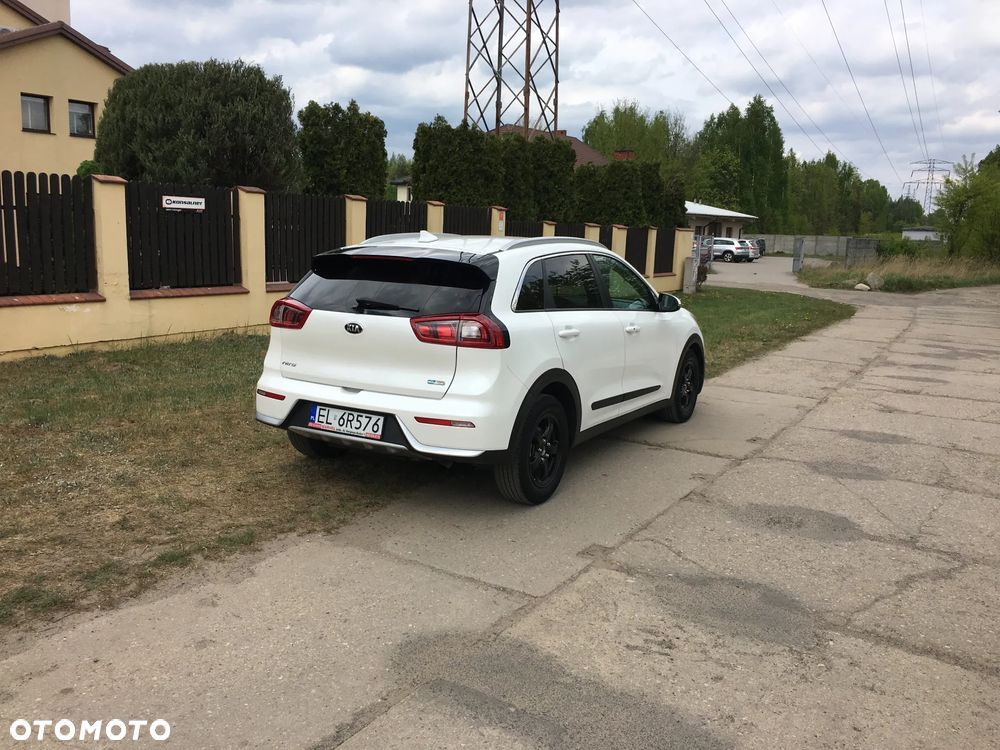 Kia Niro 1.6 GDI 2WD Vision - 3