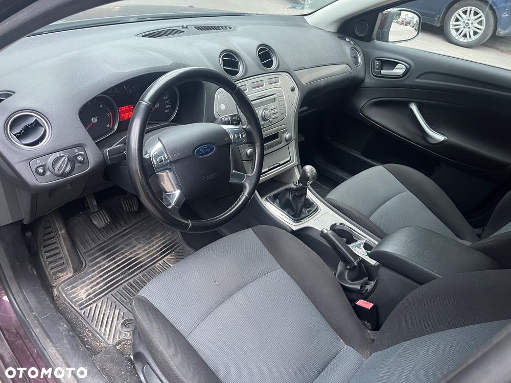 Ford Mondeo SW 1.8 TDCi Titanium - 6