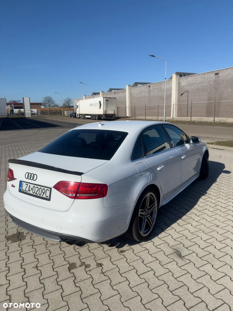 Audi S4 Limousine - 5