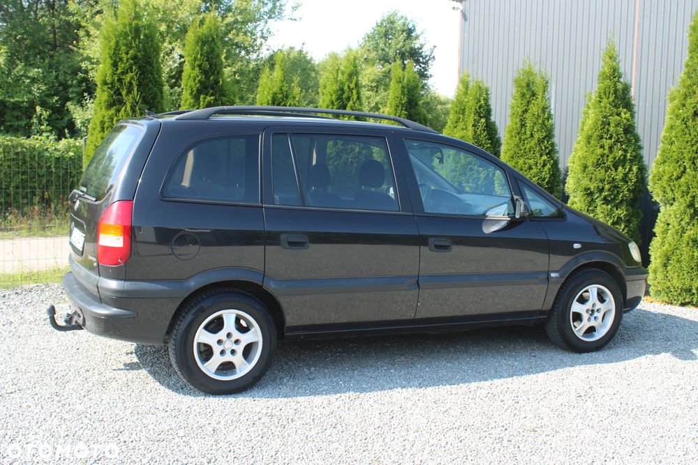 Opel Zafira 1.8 Njoy - 19