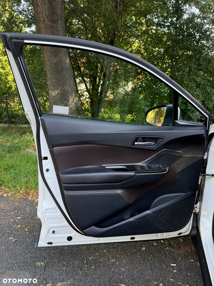 Toyota C-HR 1.8 Hybrid Prestige - 4