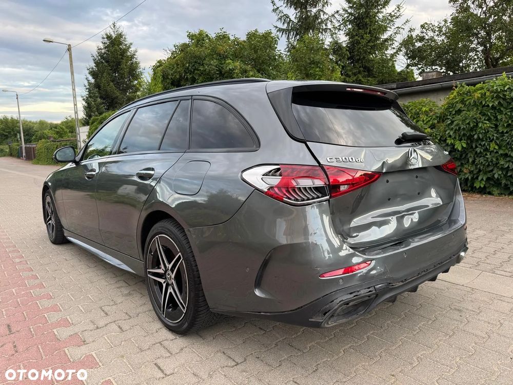 Mercedes-Benz Klasa C 300 de 4Matic 9G-TRONIC Edition AMG Line - 13