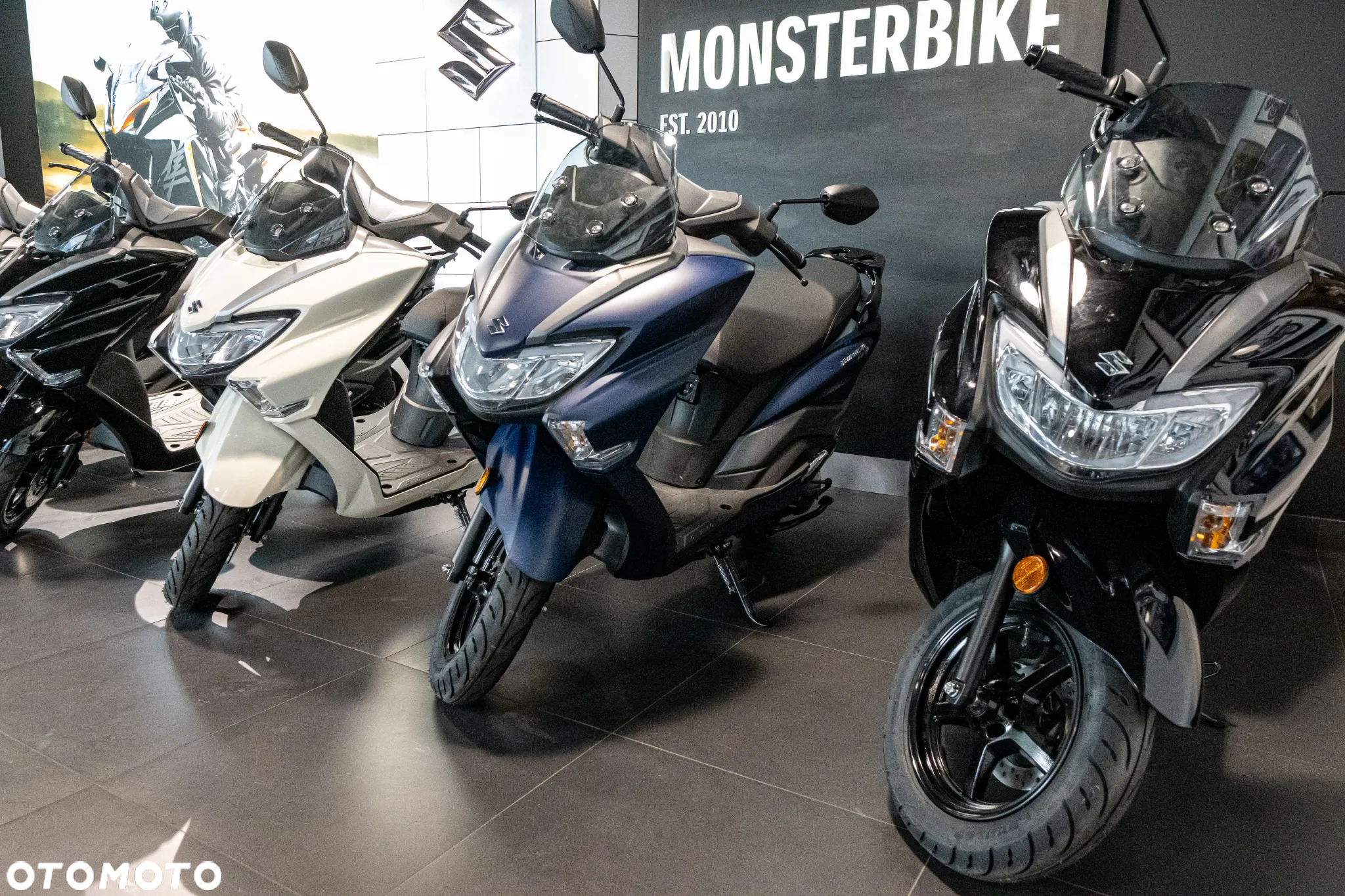 Suzuki Burgman - 8