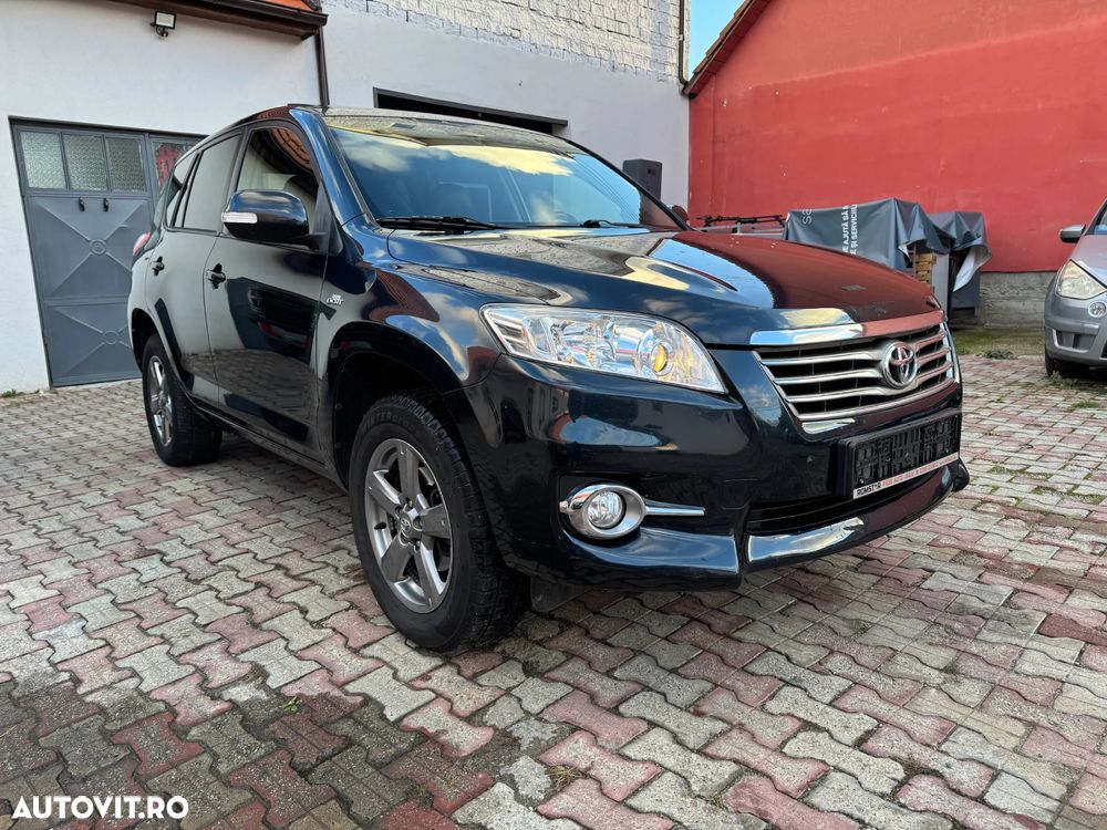 Toyota RAV4 ver-2-2-d--4cat-4wd-aut-luxury-18- - 4