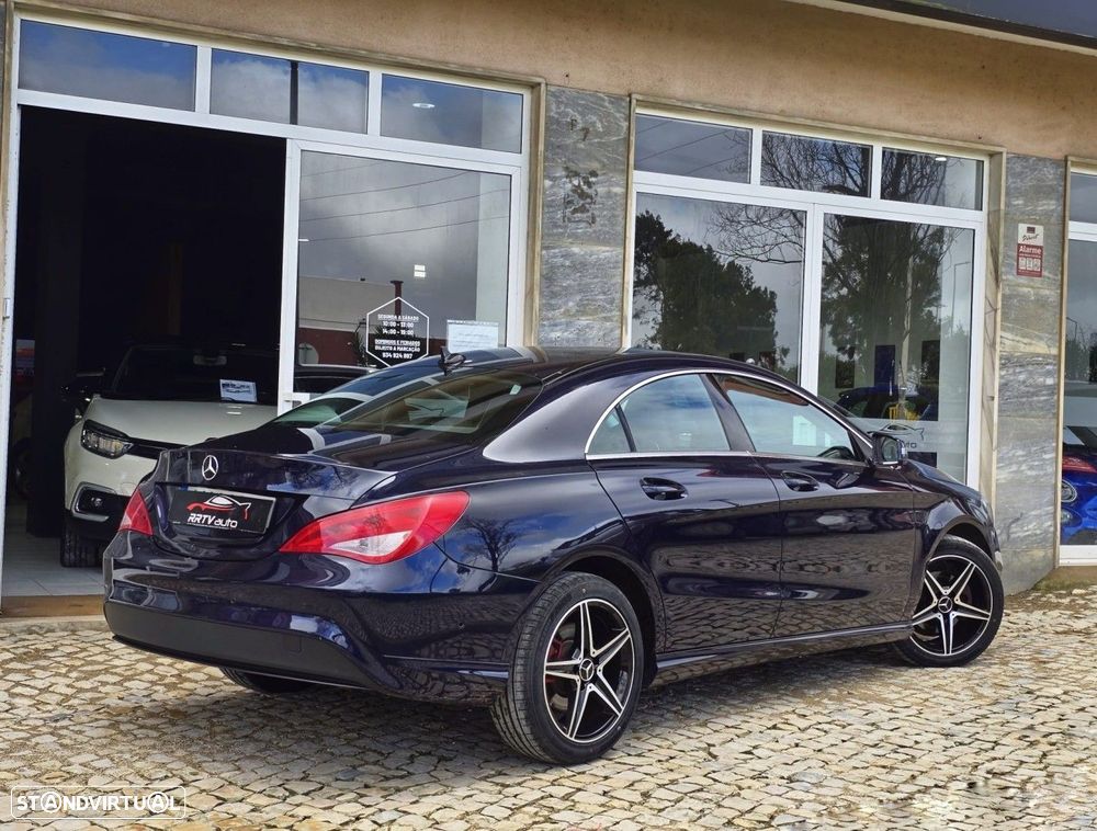 Mercedes-Benz CLA 180 d Urban - 12