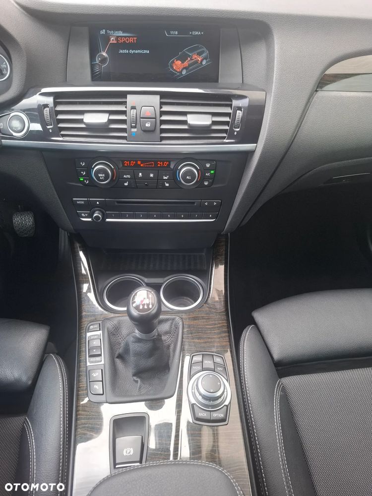 BMW X3 xDrive20i - 27