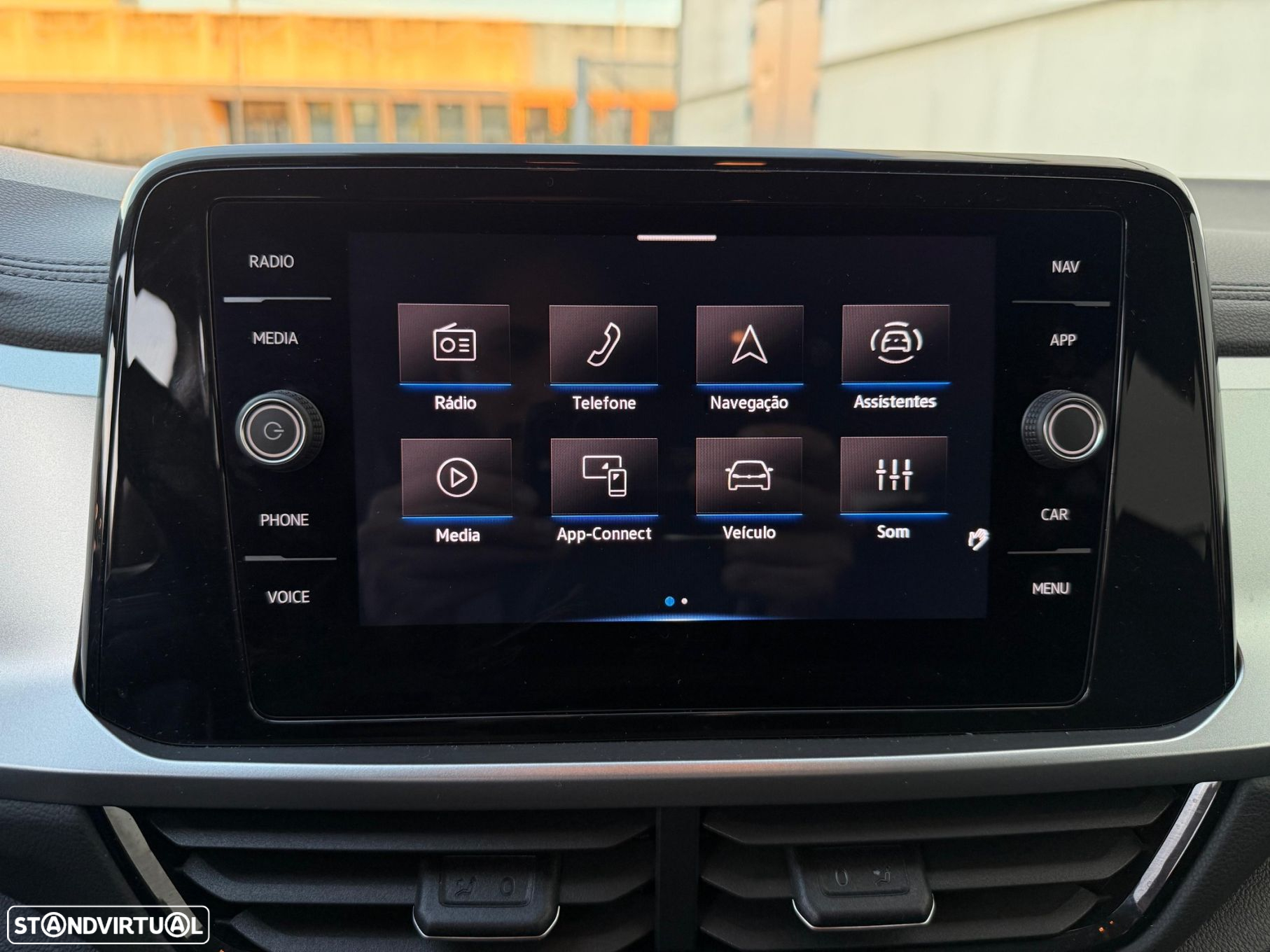VW T-Roc 1.0 TSI Urban - 18