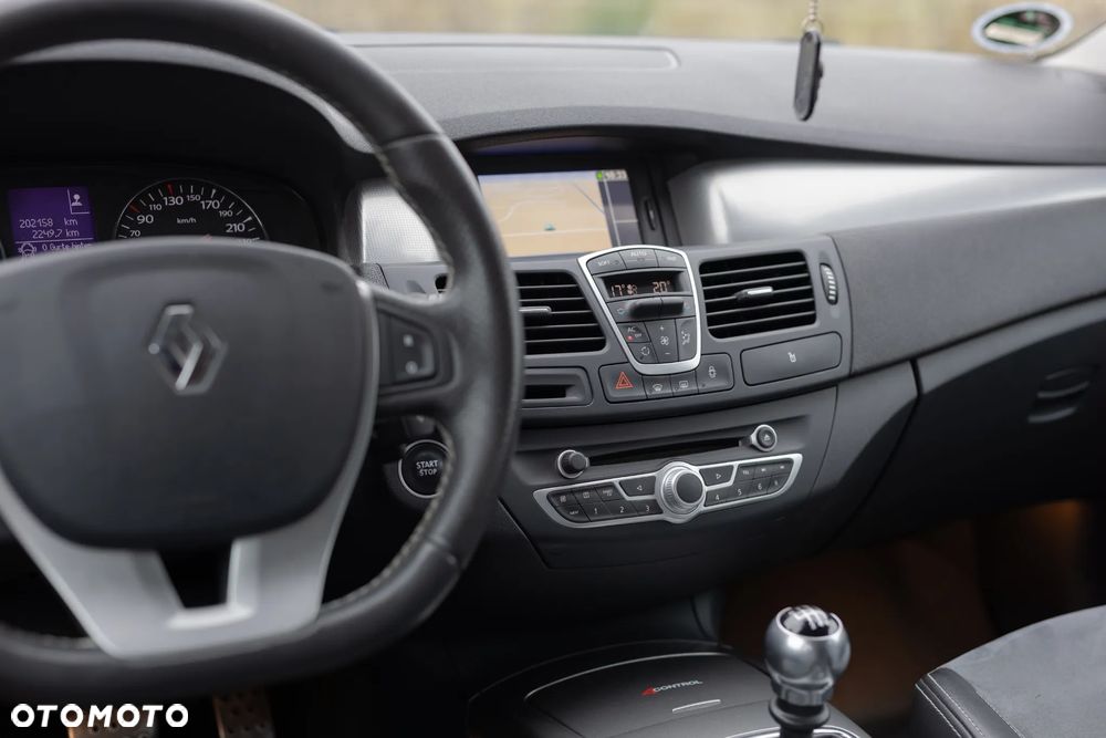 Renault Laguna 2.0 dCi Initiale - 33