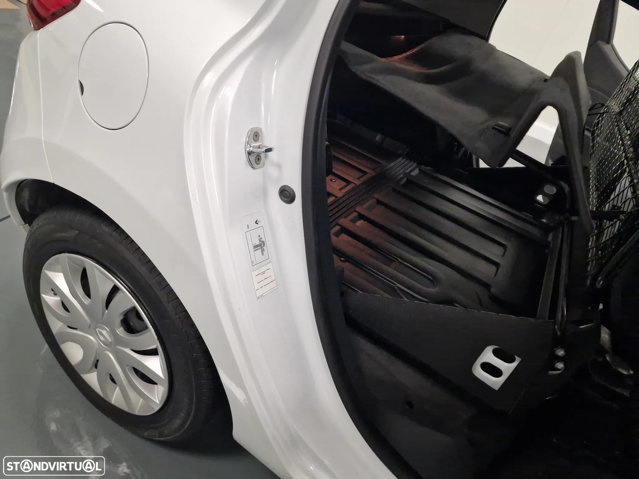 Renault CLIO SOCIETE 1.5DCI 90CV ZEN GPS IVA DEDUTIVEL - 35