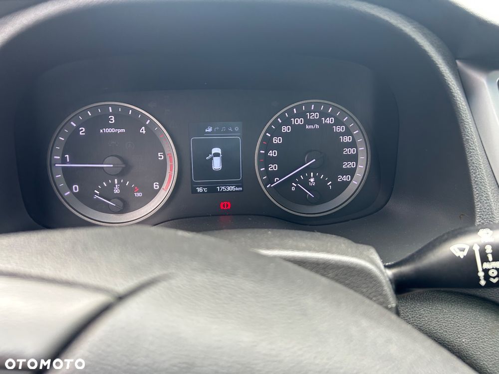 Hyundai Tucson 1.7 CRDI BlueDrive Comfort 2WD - 15