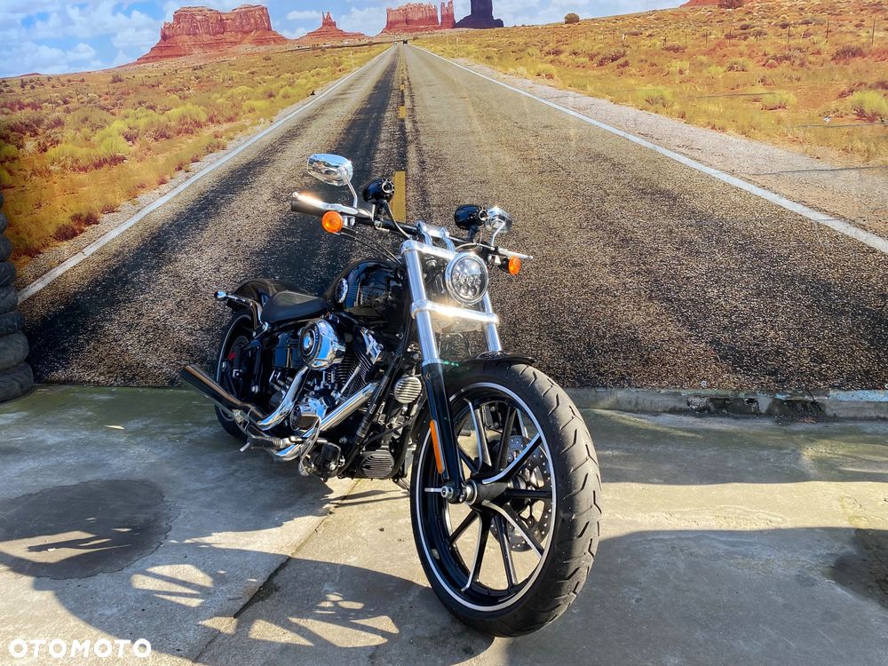 Harley-Davidson FXSB Breakout - 3
