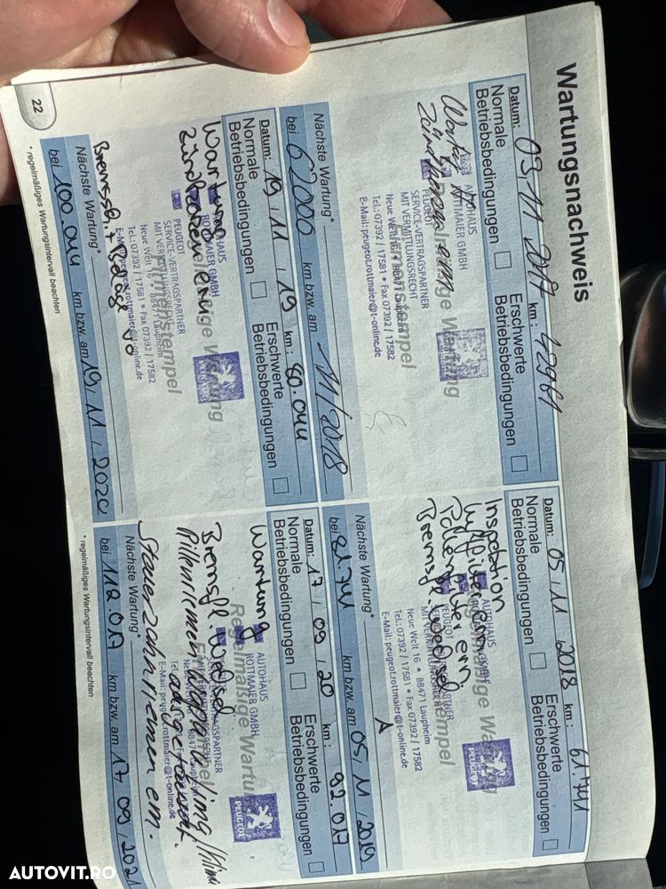 Peugeot 308 1.2 L PureTech Turbo Allure - 21