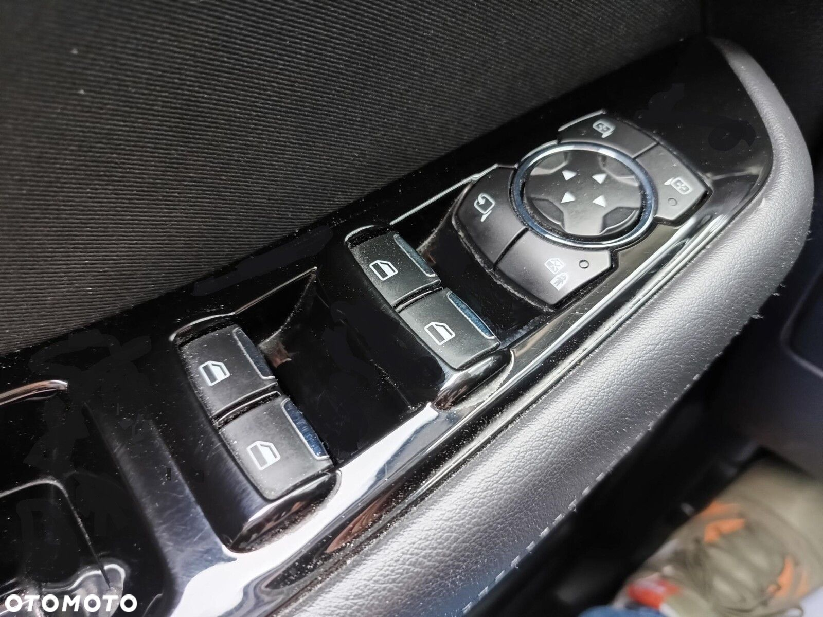Ford S-Max - 24