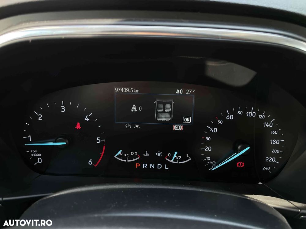 Ford Focus - 8