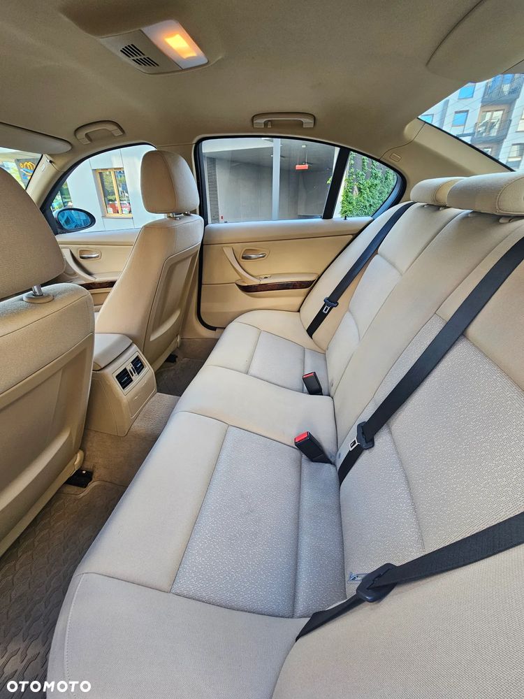 BMW Seria 3 - 10