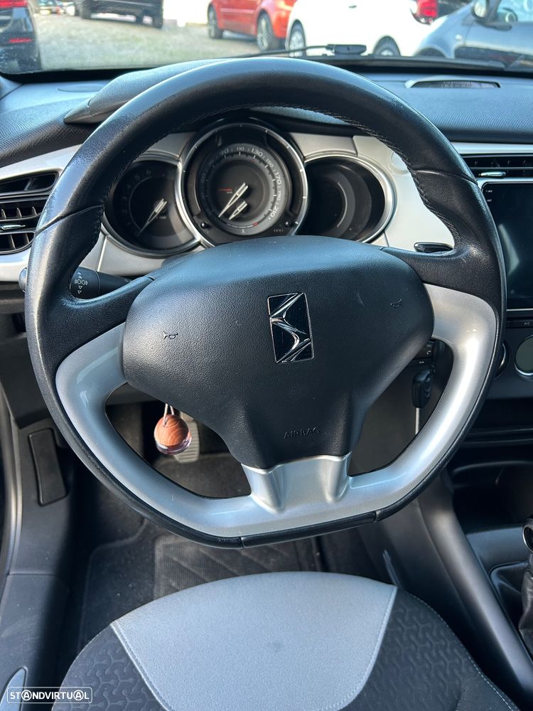 Citroën DS3 1.2 VTi So Chic - 8