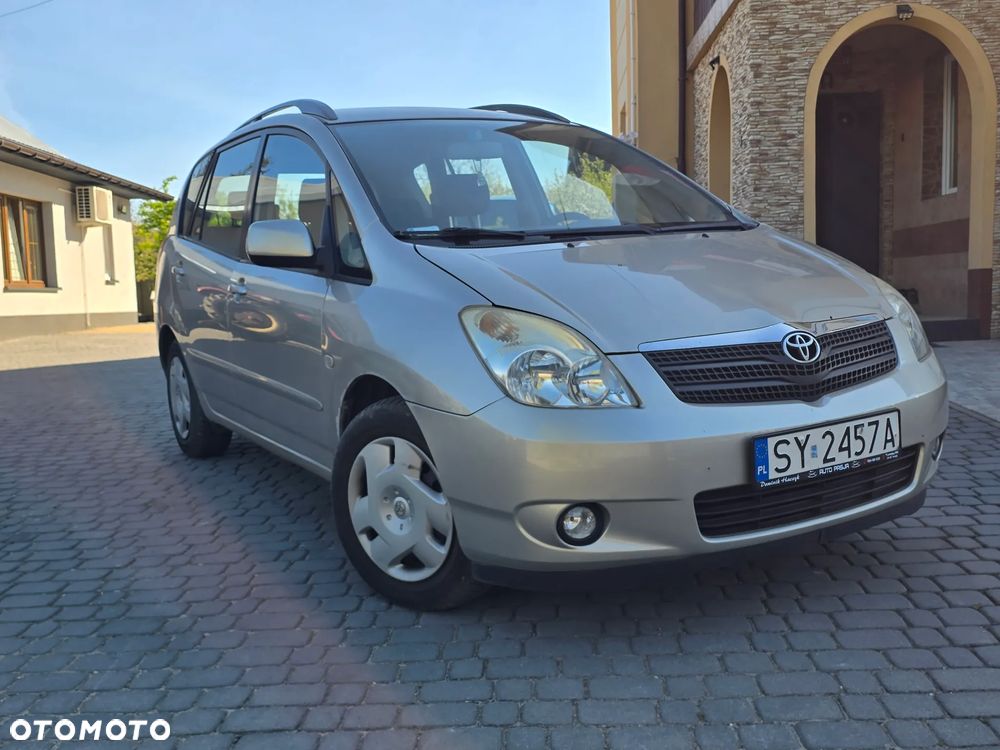 Toyota Corolla Verso 1.6 - 4