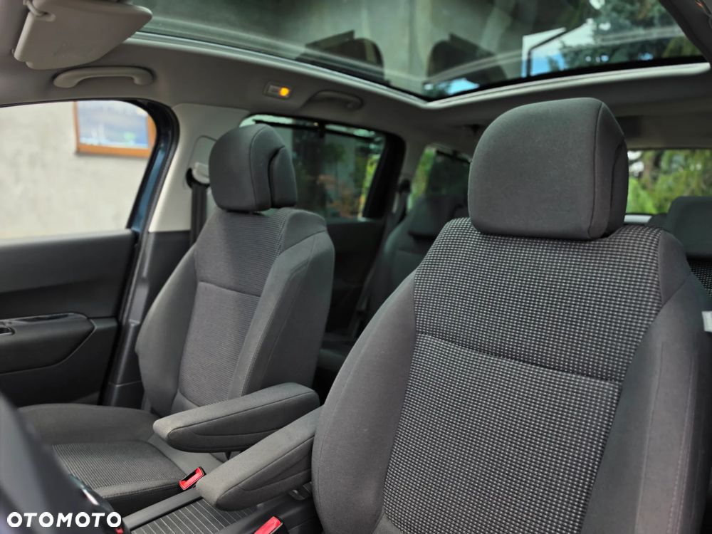 Peugeot 5008 - 17
