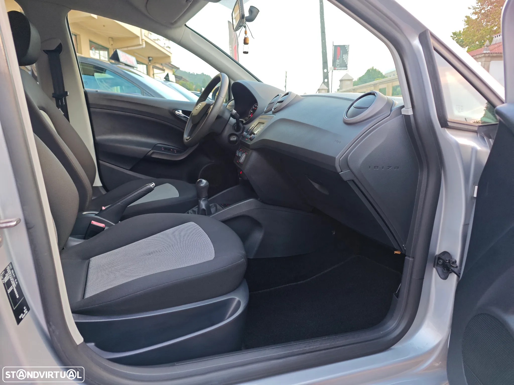 SEAT Ibiza 1.0 Reference - 22