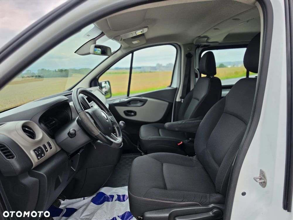 Renault Trafic - 14
