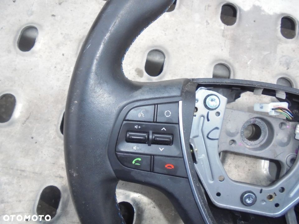 KIEROWNICA HYUNDAI I20 14-18 - 2