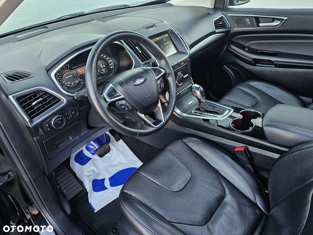 Ford Edge 2.0 TDCi Bi-Turbo 4x4 Titanium - 28