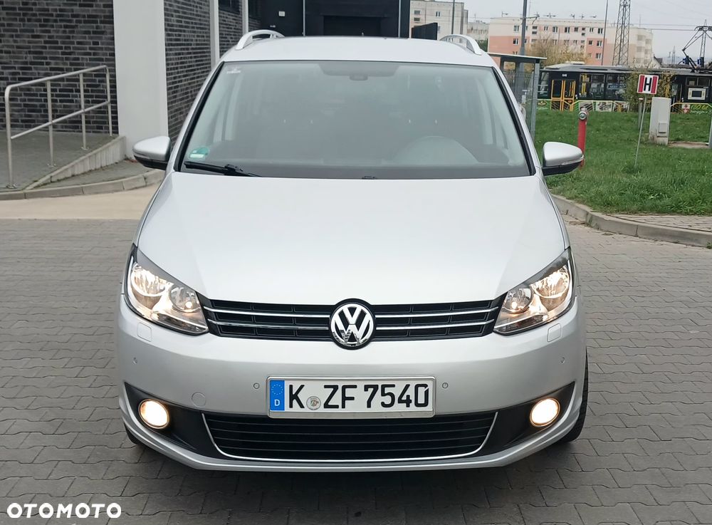 Volkswagen Touran - 26