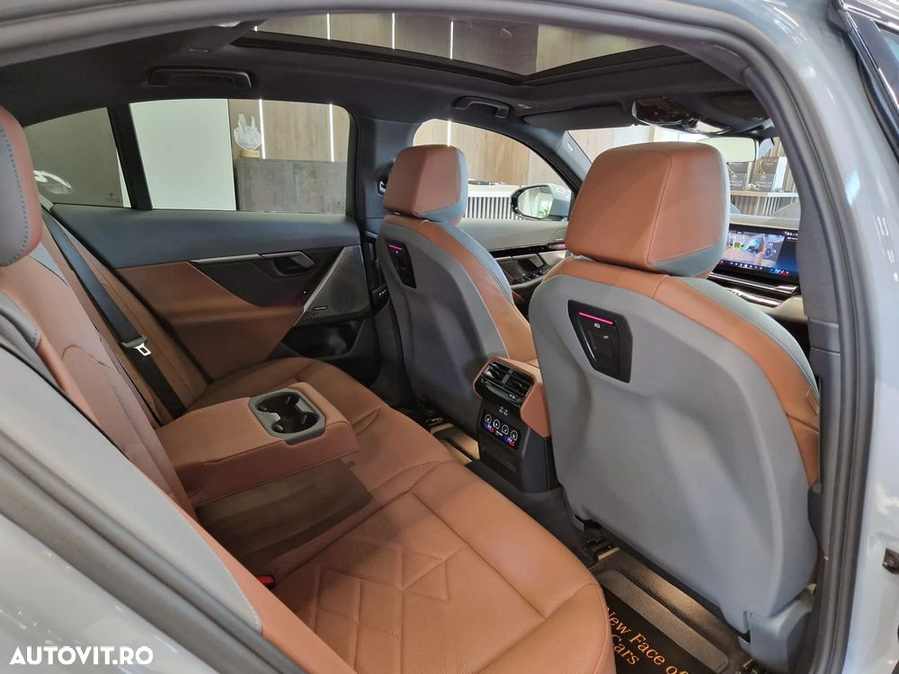 BMW Seria 5 520d xDrive AT MHEV - 30