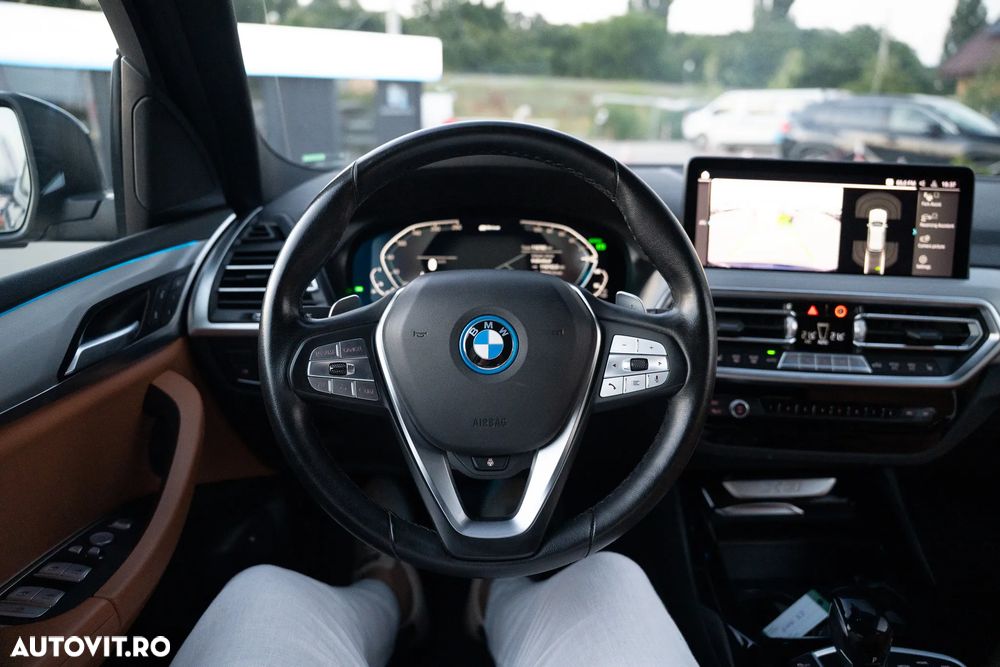 BMW X3 xDrive30e AT PHEV - 9