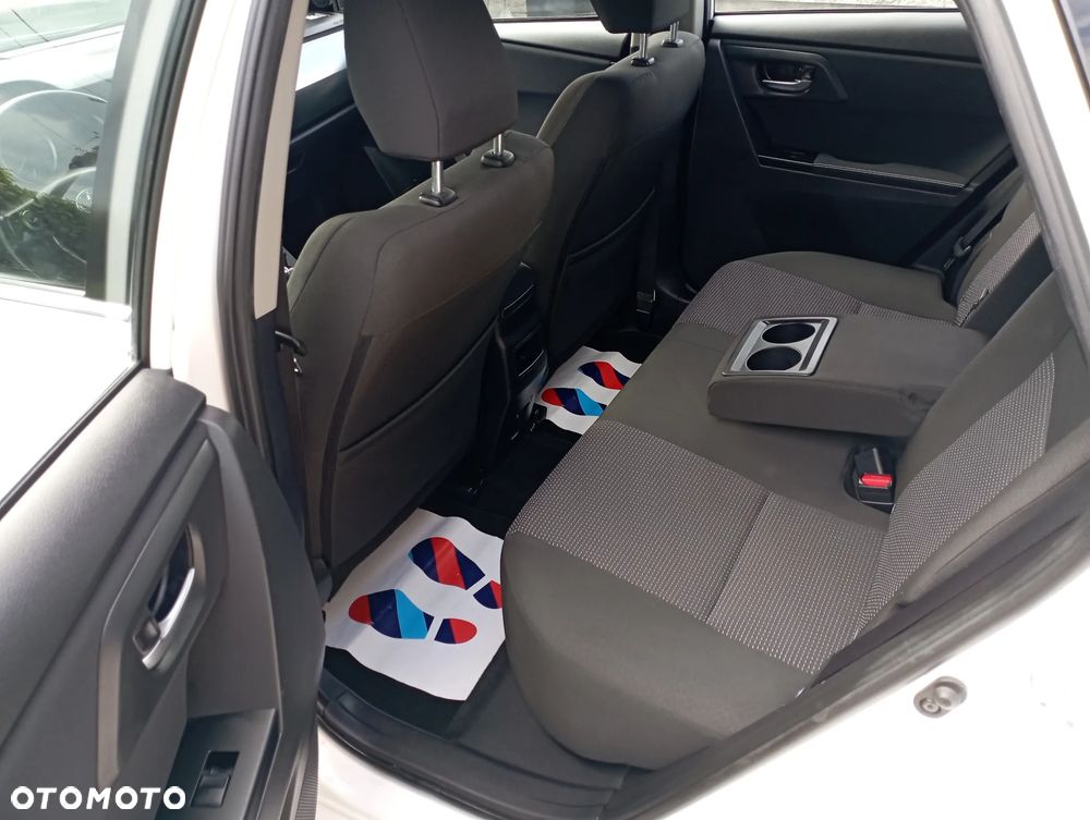 Toyota Auris 1.6 Valvematic START Edition - 21