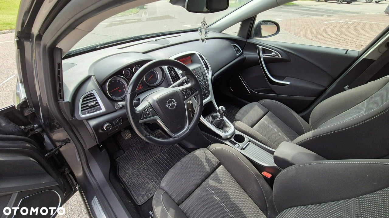 Opel Astra - 11