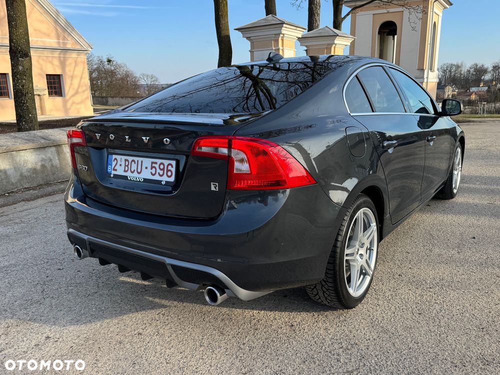 Volvo S60 D3 Summum - 12